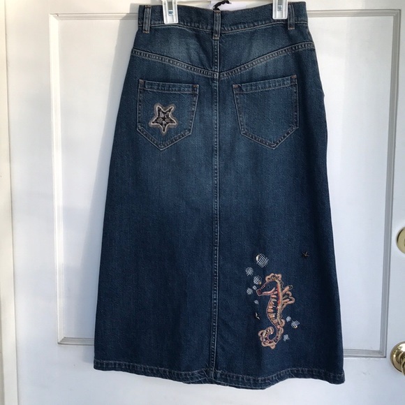 RED Valentino. Denim embroidery skirt，Rare,NWT 40. - Picture 3 of 12
